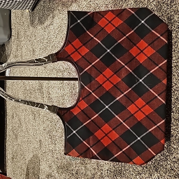 NWT Victoria Secret Buffalo plaid tote bag - Picture 5 of 6